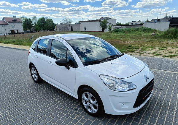 Citroen C3 cena 20499 przebieg: 97000, rok produkcji 2011 z Czersk małe 301